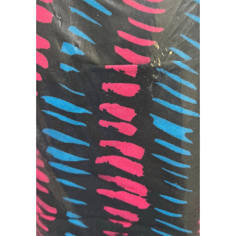 TC LuLaRoe leggings. Fits sizes‎ 10/12-18/20